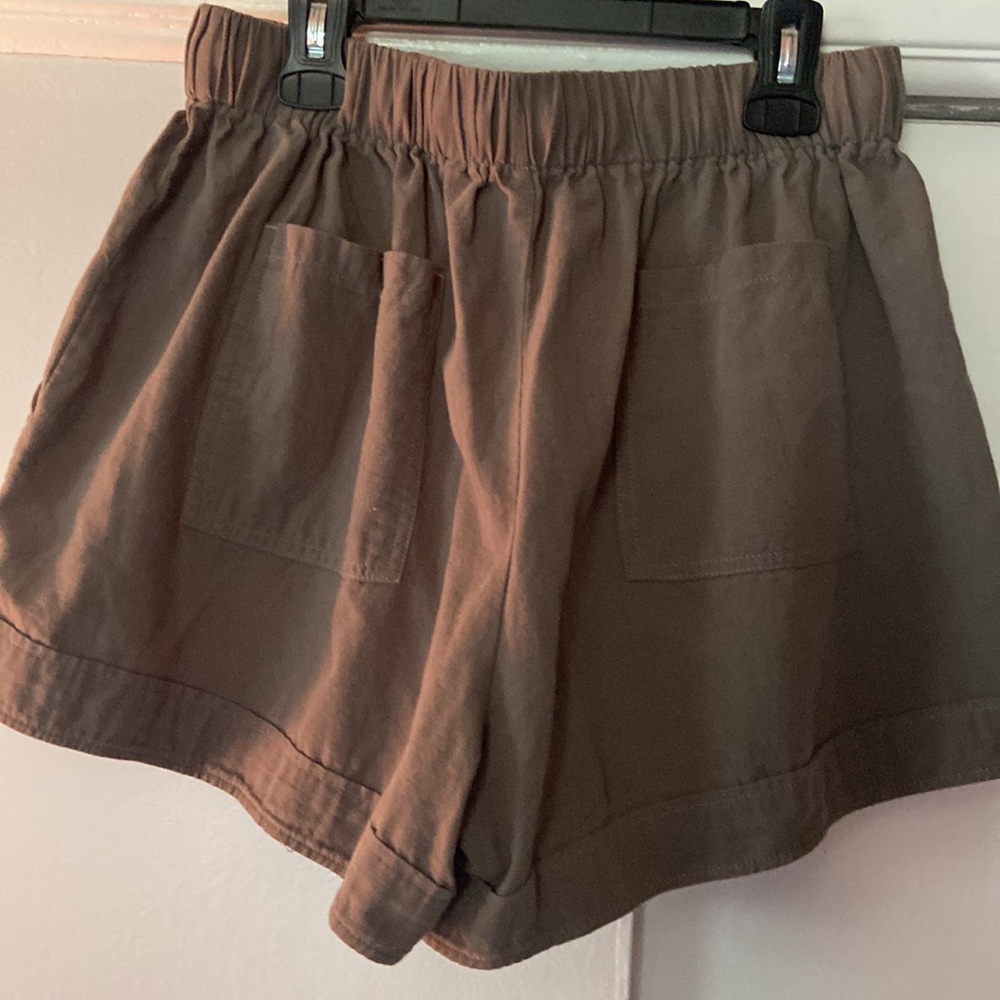 Drawstring shorts - Picture 3 of 5